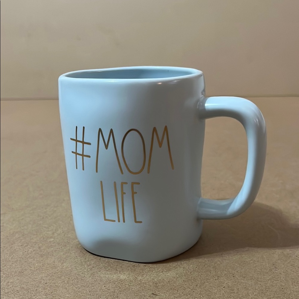 #MomLife Mug